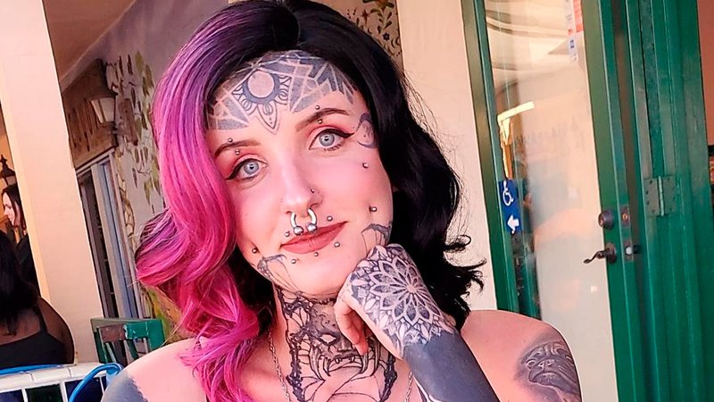 Ash Putnam disse ter perdido vaga por ter tatuagens - Foto: Reprodução/ Instagram@ashxobrien