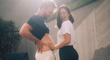 Ator brincou com "barriga de grávido" com a esposa nas redes sociais - Foto: Reprodução / Instagram @cassioreis