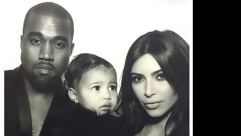 Kanye West, North e Kim Kardashian. Crédito: Reprodução/Instagram