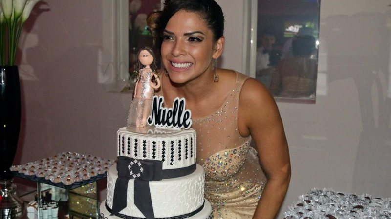 Nuelle Alves em sua festa de aniversário de 27 anos - Foto: Thais Aline e Danilo Carvalho/ Ag. Fio Condutor