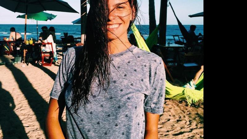 Mariana Goldfarb posa ao natural em praia - Foto: Reprodução/Instagram