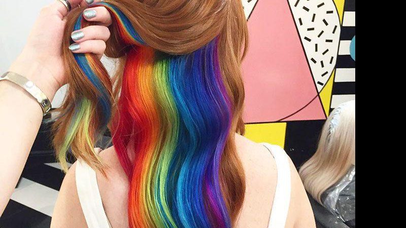 Cabelo arco-íris escondido se tornou viral no Instagram - Foto: Reprodução/ Instagram