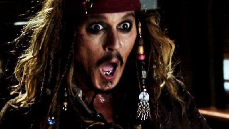 Jack Sparrow terá que se virar nos 30 para não acaber no fundo do mar - Foto: Divulgação/ Disney
