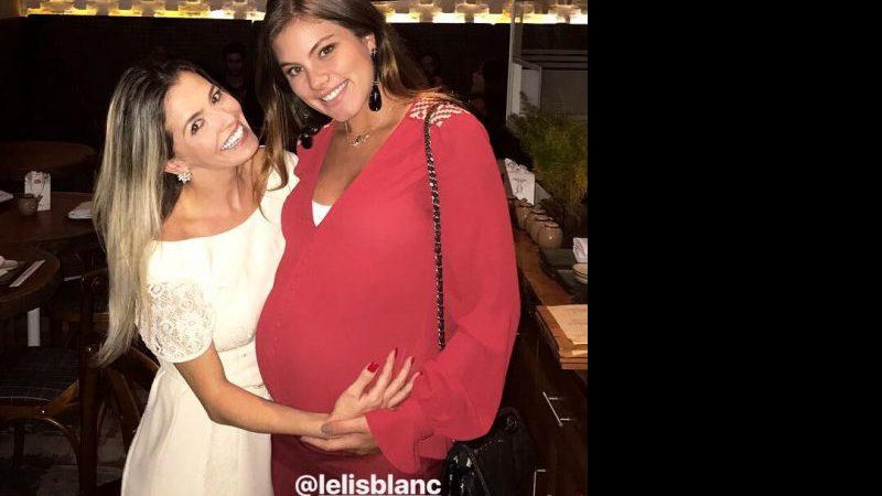 Bruna Hamú está no oitavo mês da gravidez. A atriz diz ter engordado apenas 10 quilos - Foto: Reprodução/ Instagram