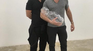 Ricky Martin e o noivo, o artista plástico Jwan Yosef - Foto: Reprodução/ Instagram