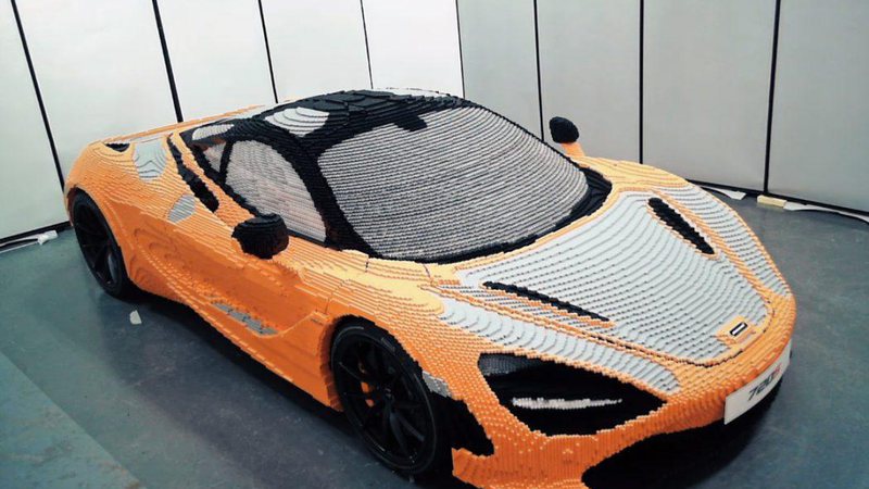 McLaren 720S foi construída com 280 mil peças de LEGO - Foto: Reprodução